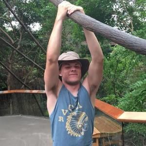 Meet your Posher, Logan